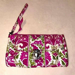 NWOT Vera‎ Bradley Wristlet